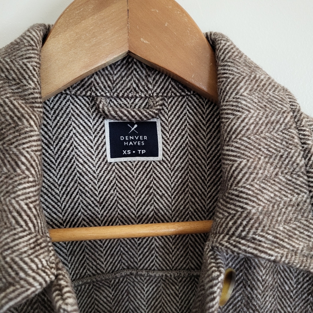 Denver Hayes Herringbone Shacket - Picture 3 of 9